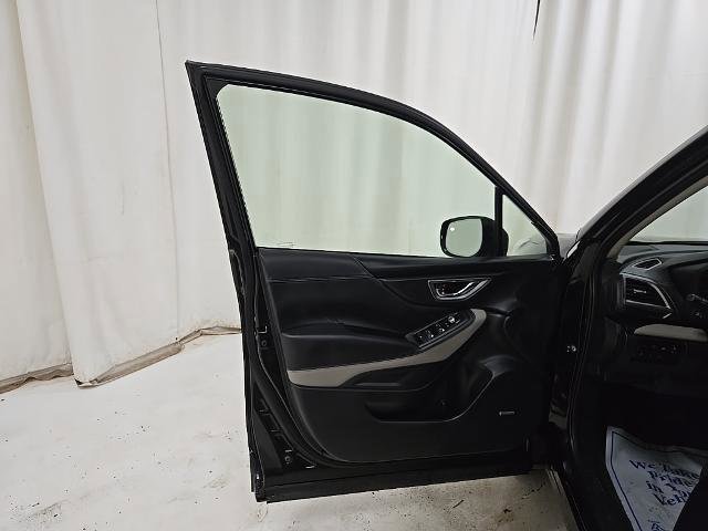 Used 2023 Subaru Forester Limited image 31