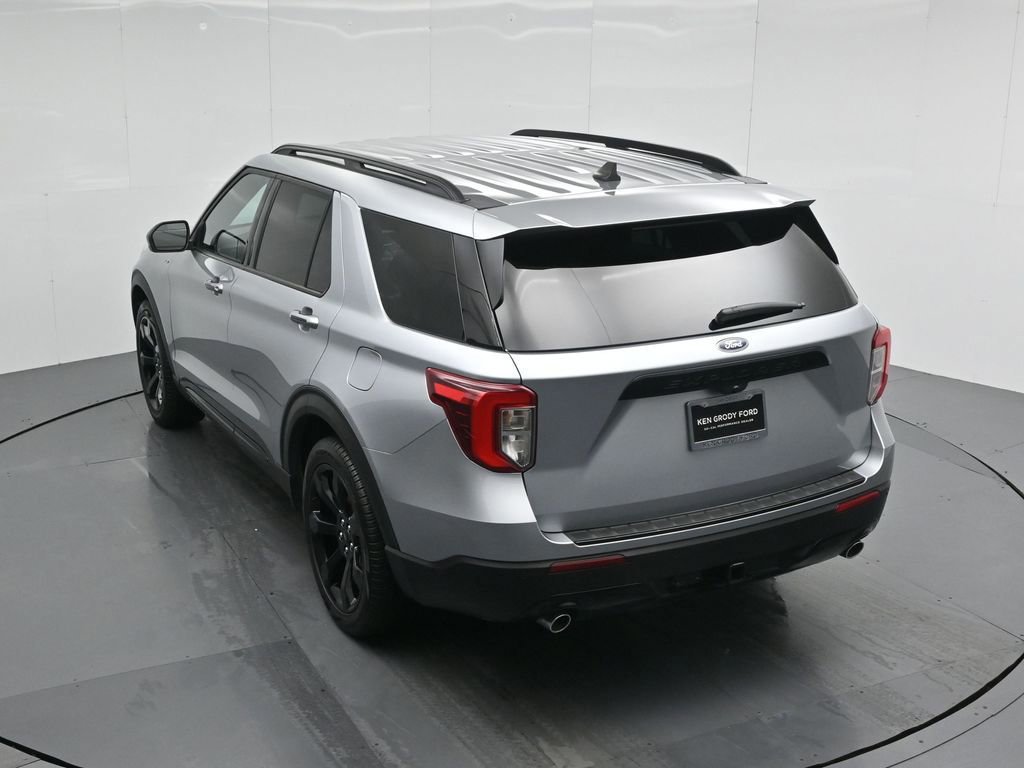Certified 2023 Ford Explorer ST-Line w/ Class IV Trailer Tow Package image 18