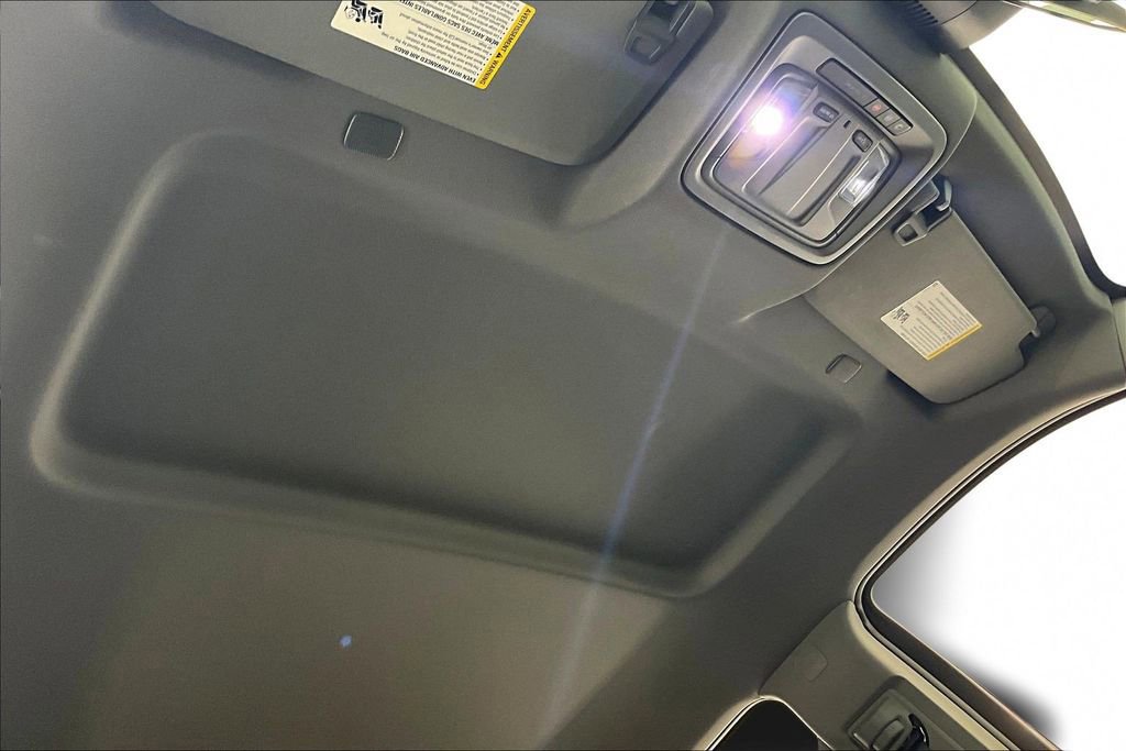 Used 2024 Chevrolet Silverado 1500 LT image 23