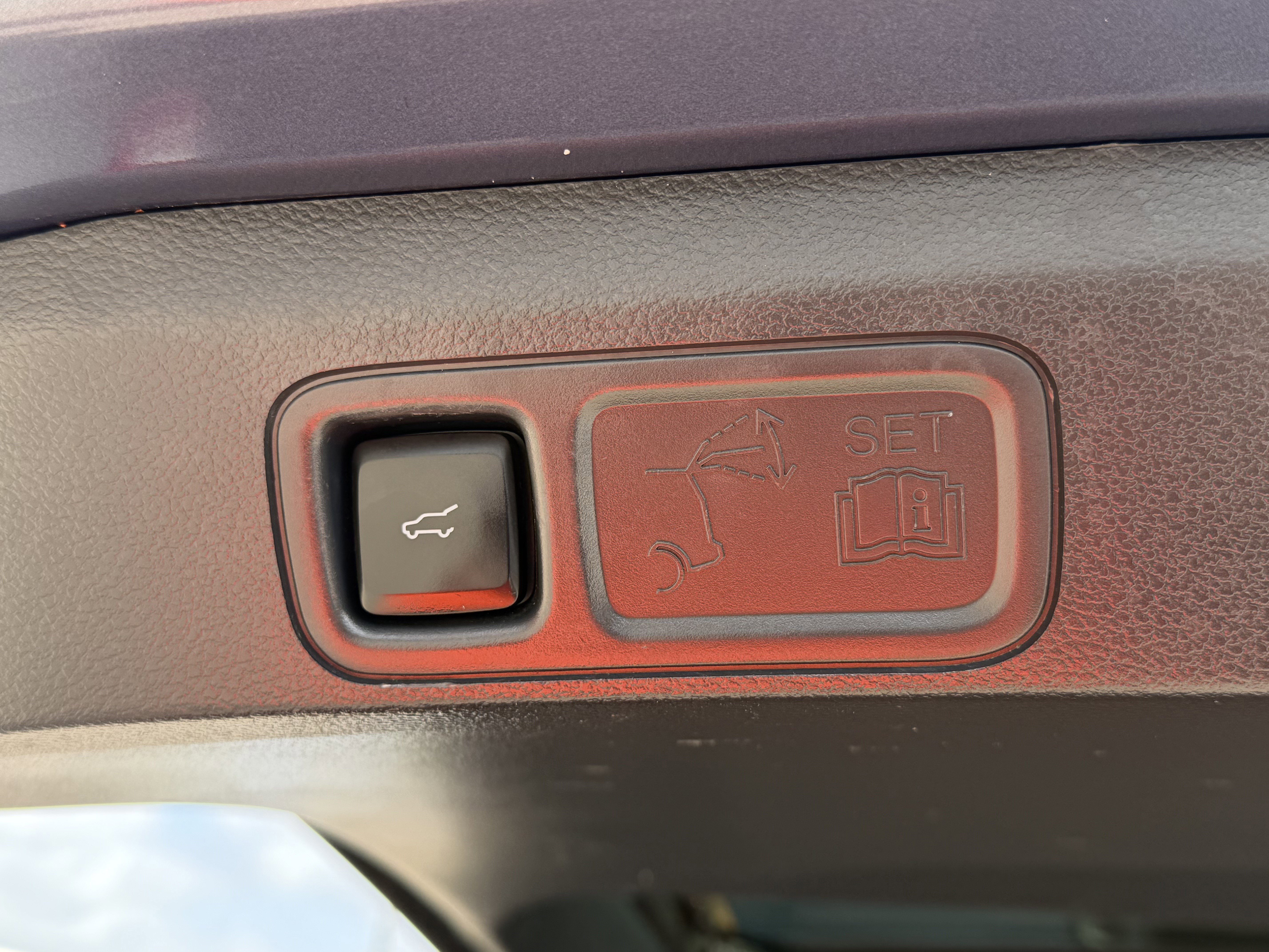 Certified 2022 Ford Expedition XLT image 11