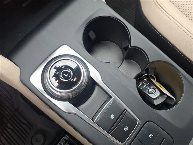 Certified 2022 Ford Escape SEL image 19