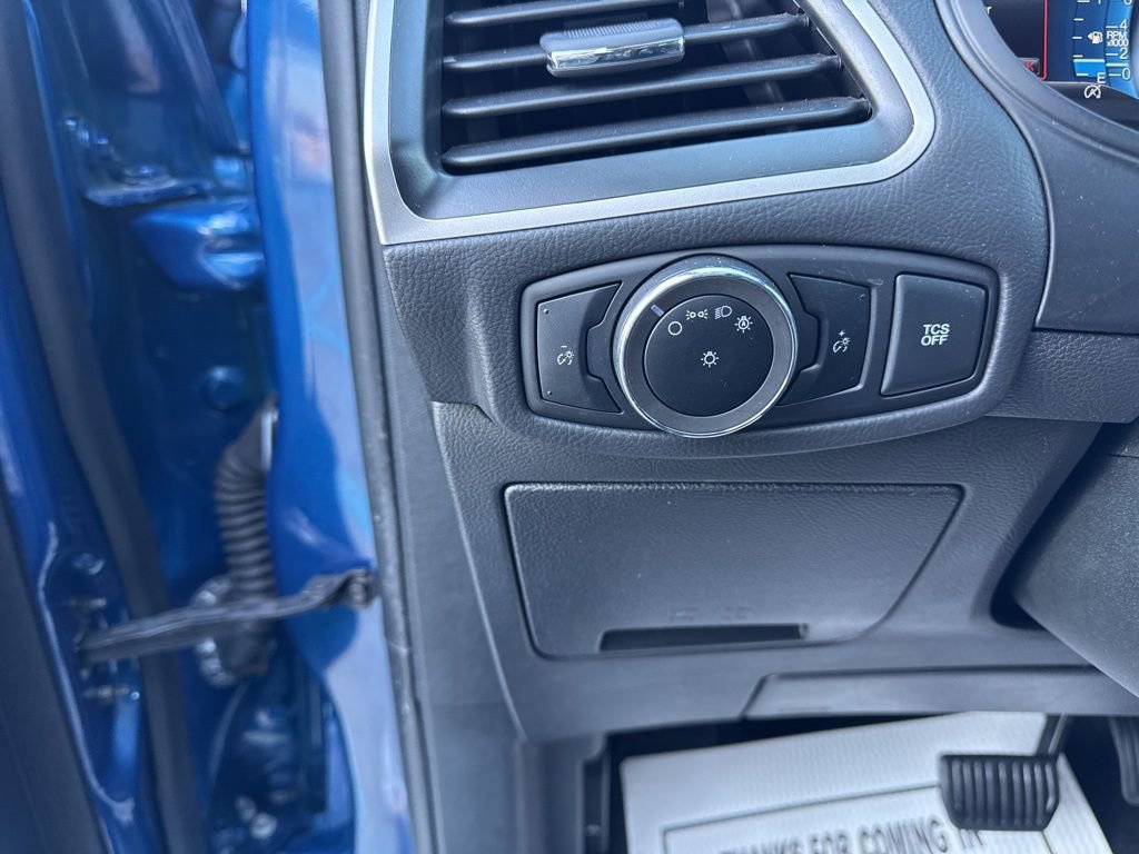 Certified 2024 Ford Edge SEL image 11