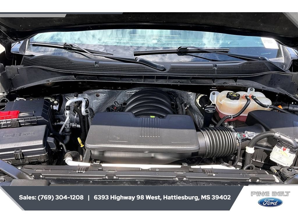 Used 2023 Chevrolet Silverado 1500 Custom Trail Boss w/ LPO, Dark Essentials Package AWD/4WD image 8