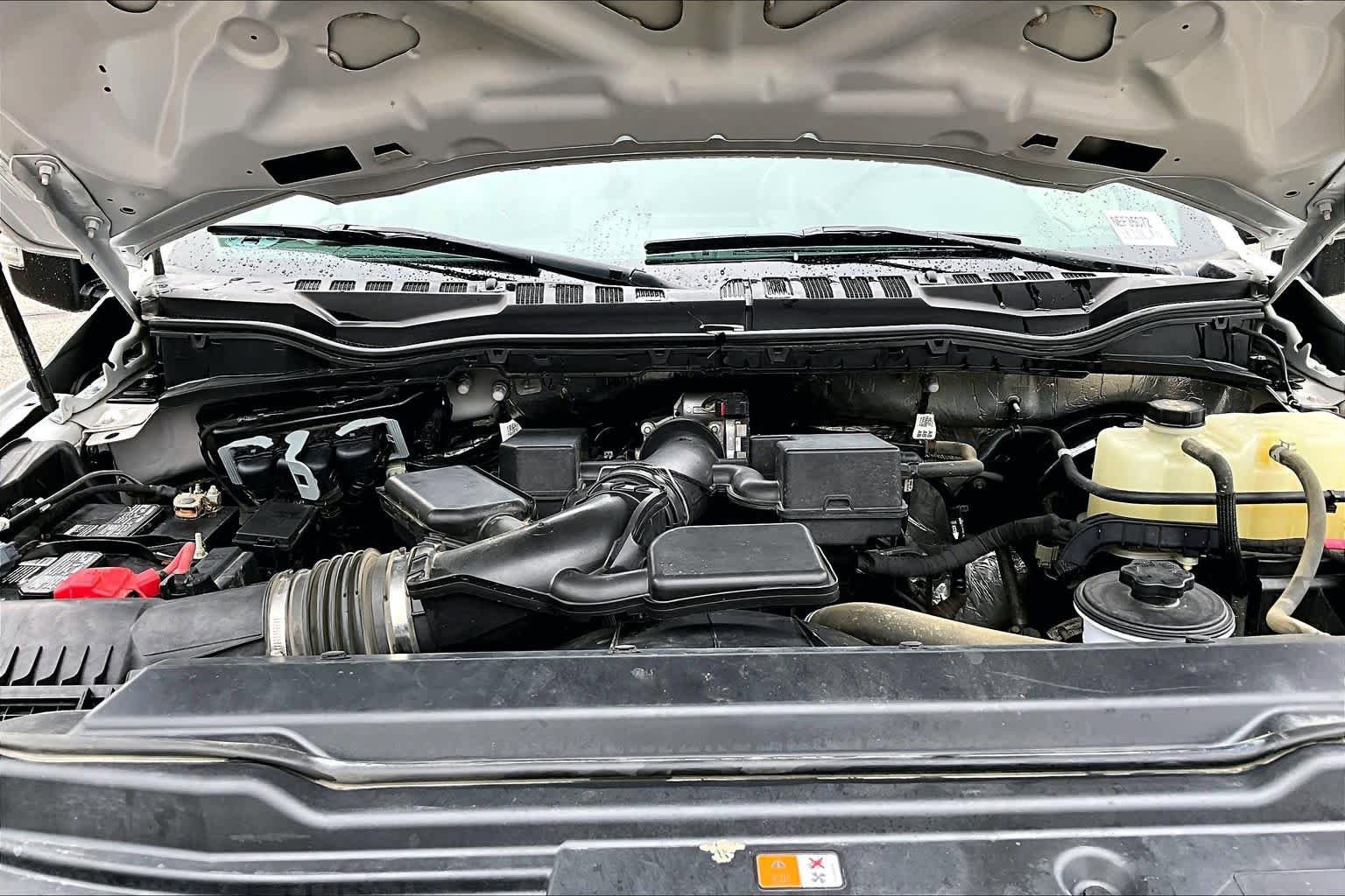 Certified 2022 Ford F250 XL w/ STX Appearance Package AWD/4WD image 28