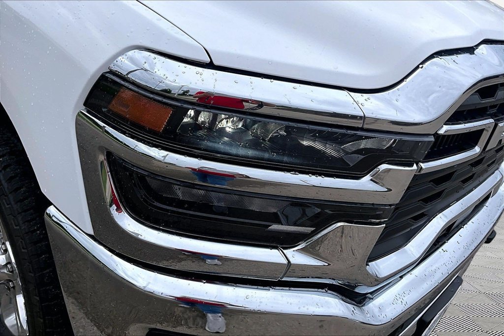Used 2025 RAM 2500 Lone Star AWD/4WD image 30
