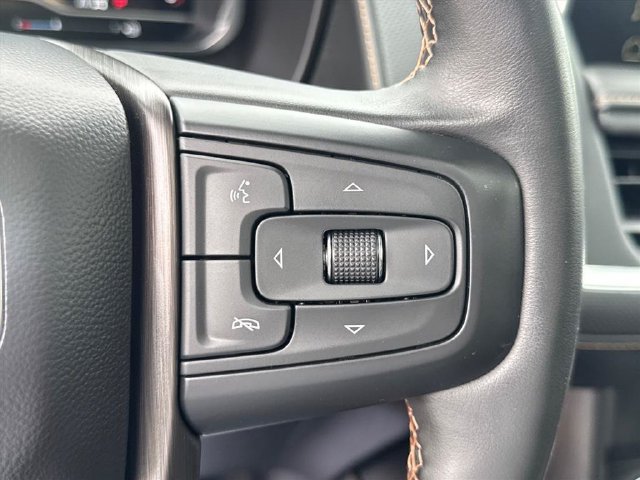 Used 2023 GMC Yukon XL AT4 AWD/4WD image 22