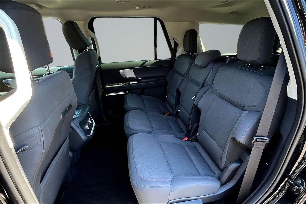 Certified 2025 Ford Expedition Active AWD/4WD image 22