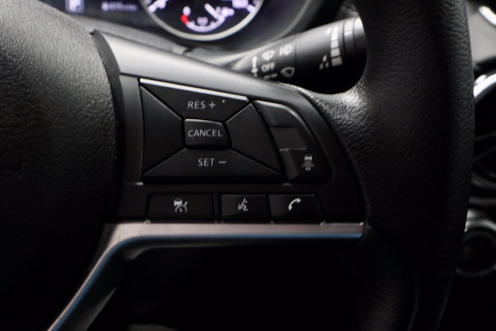 Used 2024 Nissan Sentra SV FWD image 28