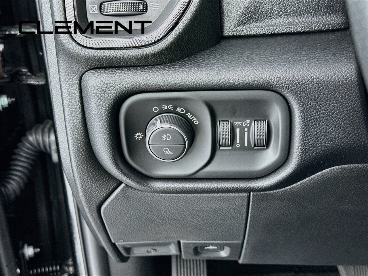 Used 2026 RAM 2500 Rebel AWD/4WD image 14
