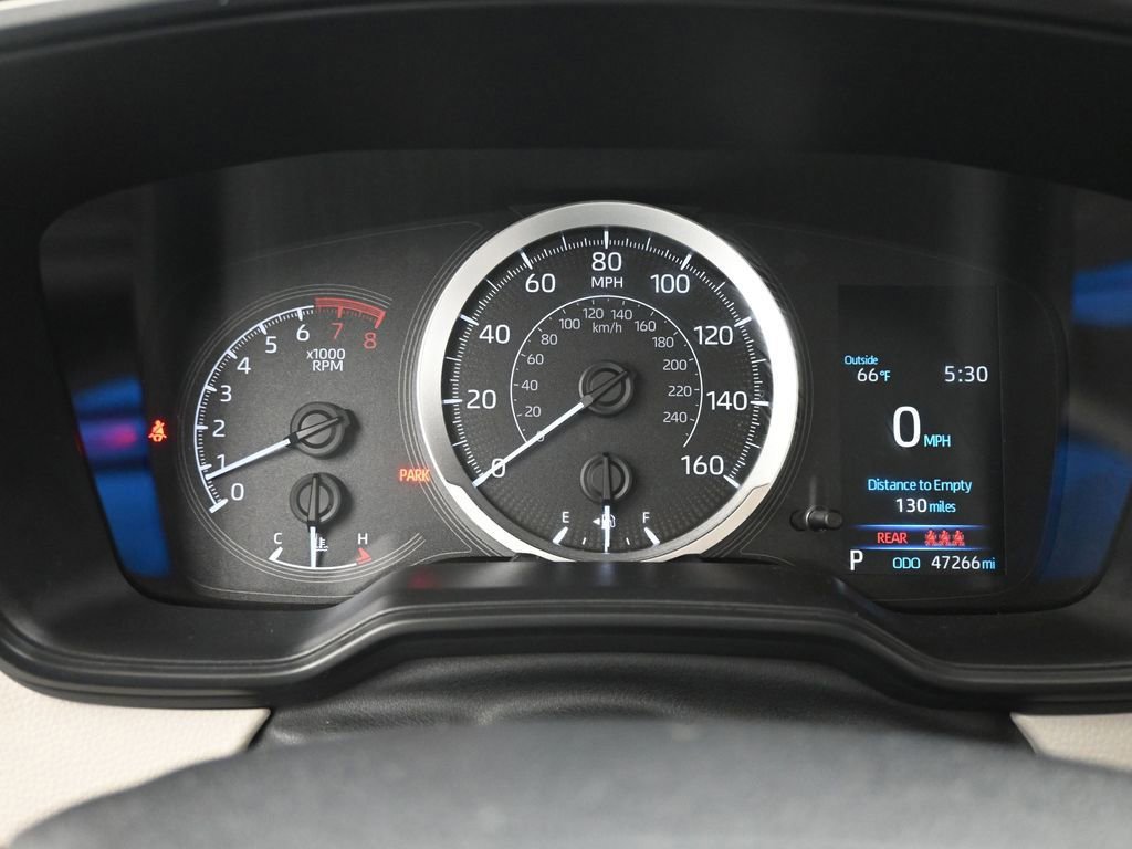 Used 2020 Toyota Corolla LE image 38