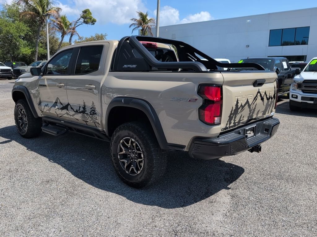 Used 2023 Chevrolet Colorado ZR2 w/ ZR2 Convenience Package III image 5