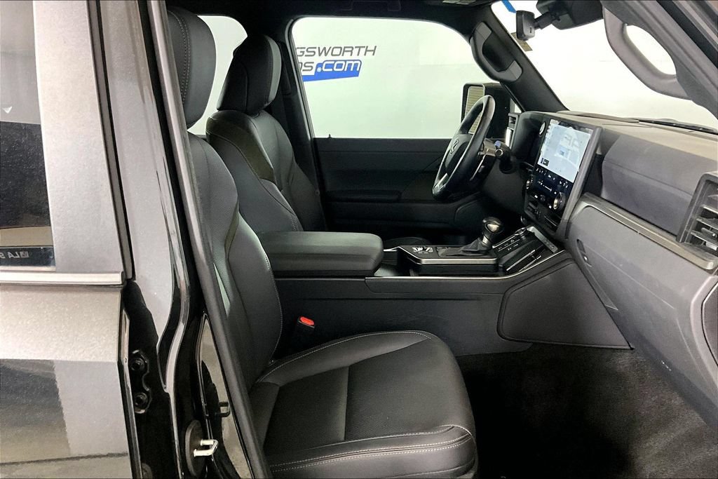 Used 2024 Lexus GX 550 AWD/4WD image 6