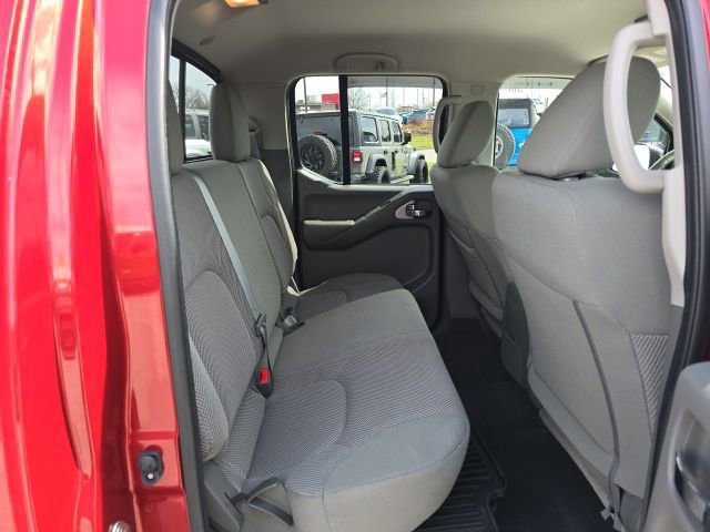 Used 2019 Nissan Frontier SV image 17