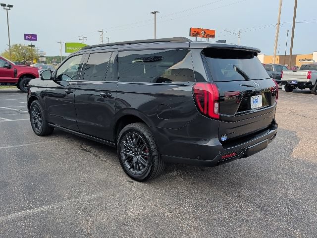 Certified 2025 Ford Expedition Max Platinum w/ Stealth Performance Package AWD/4WD image 5