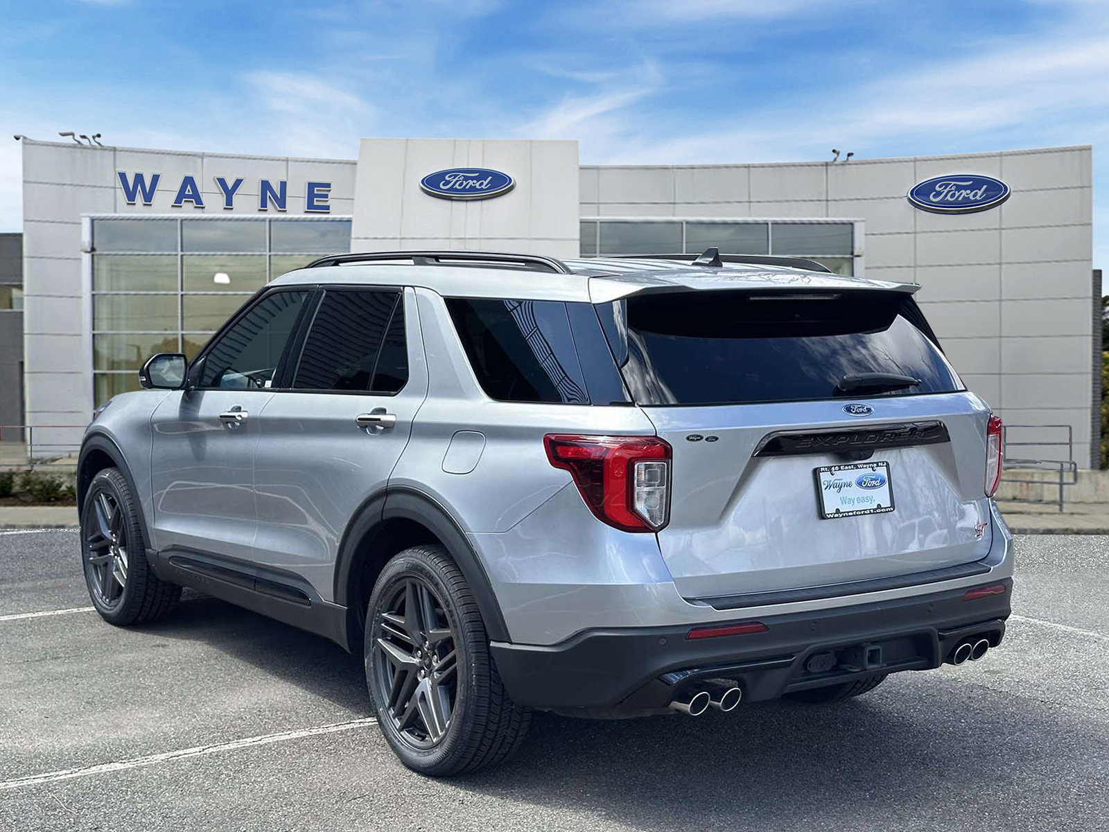 Certified 2023 Ford Explorer ST w/ Equipment Group 401A AWD/4WD image 3