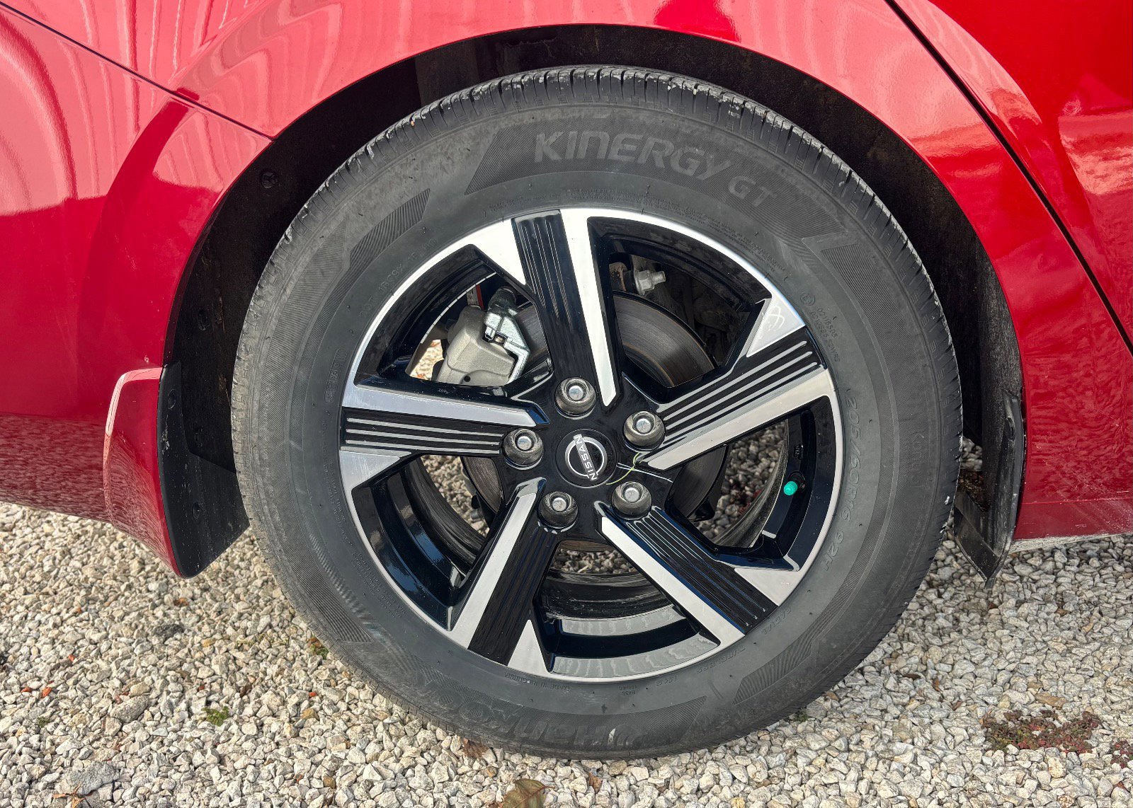 Used 2025 Nissan Sentra SV image 14