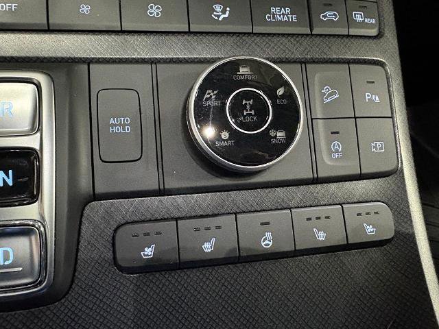 Used 2023 Hyundai Palisade Limited AWD/4WD image 16