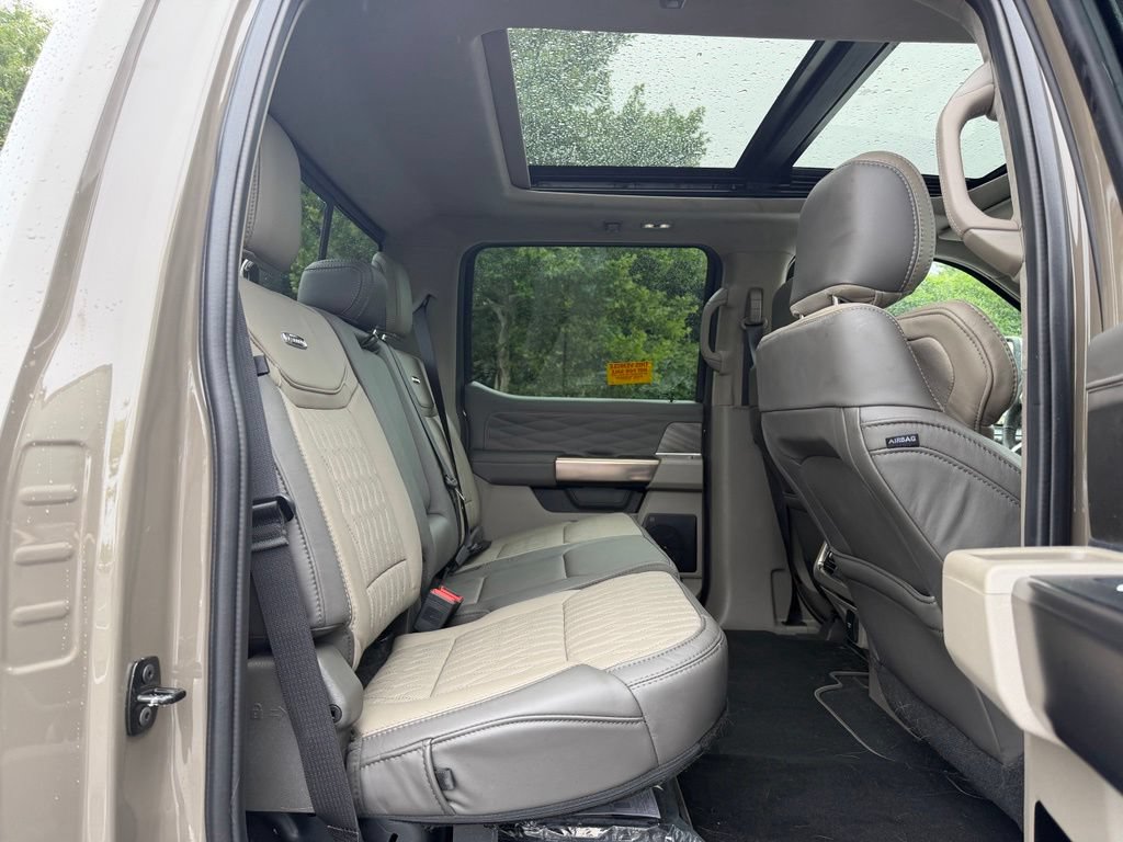 Certified 2026 Ford F250 Platinum w/ Platinum Plus Package AWD/4WD image 35