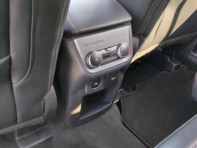 Certified 2025 Ford Explorer ST-Line w/ ST-Line Street Pack AWD/4WD image 13