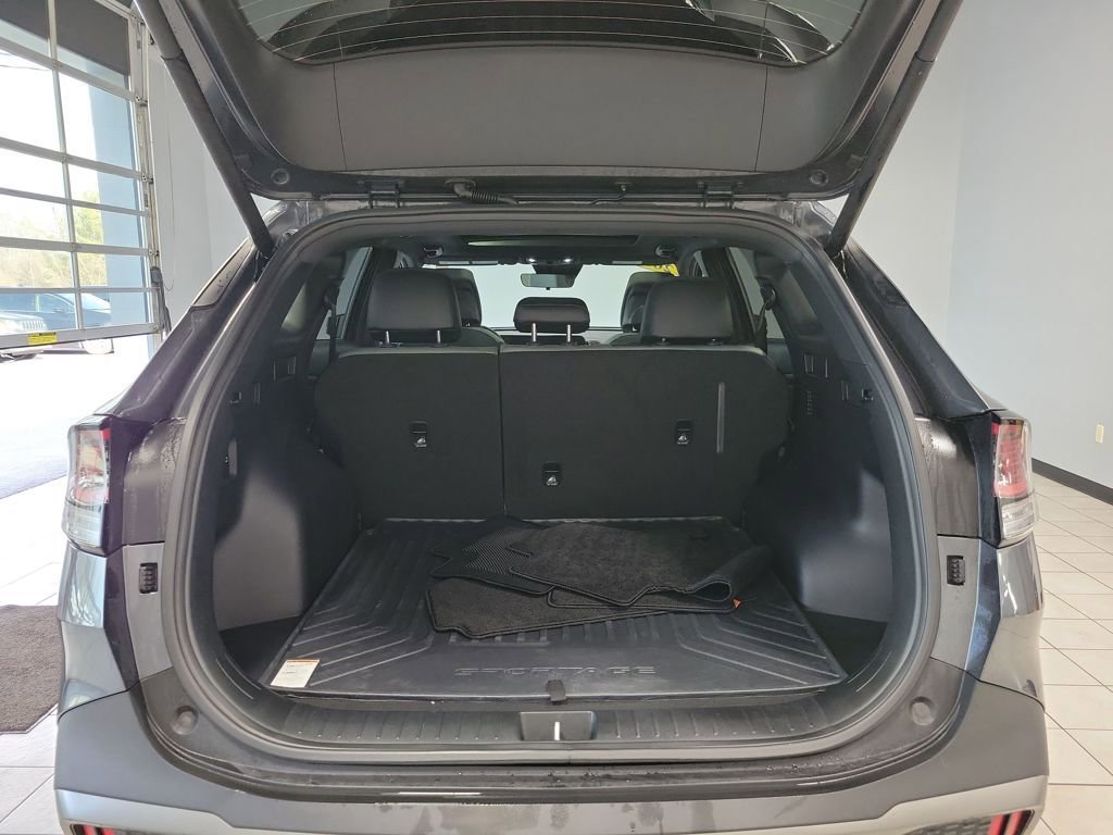 Used 2023 Kia Sportage X-Line w/ X-Line Premium Package AWD/4WD image 18