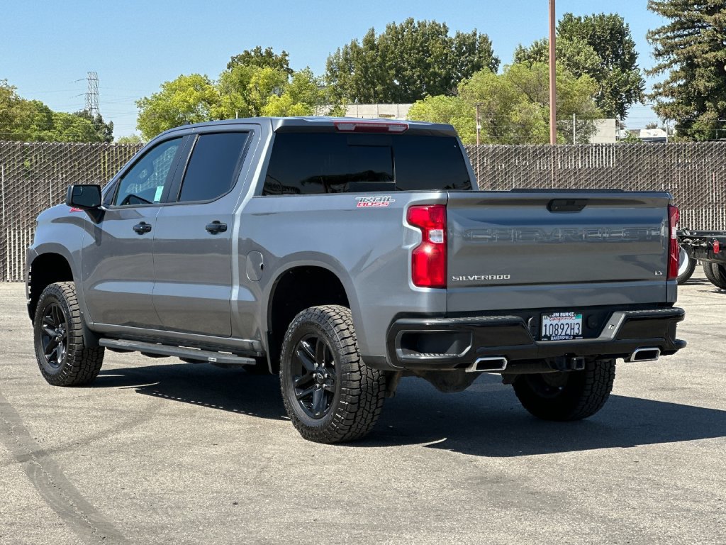 Used 2021 Chevrolet Silverado 1500 LT Trail Boss w/ Convenience Package II AWD/4WD image 5