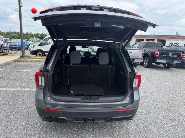 Certified 2025 Ford Explorer ST-Line w/ ST-Line Street Pack AWD/4WD image 9