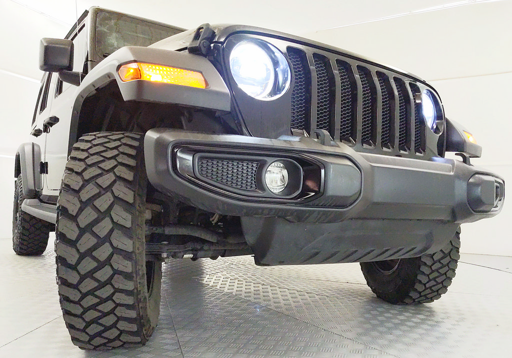 Used 2023 Jeep Wrangler Unlimited Sport AWD/4WD image 22