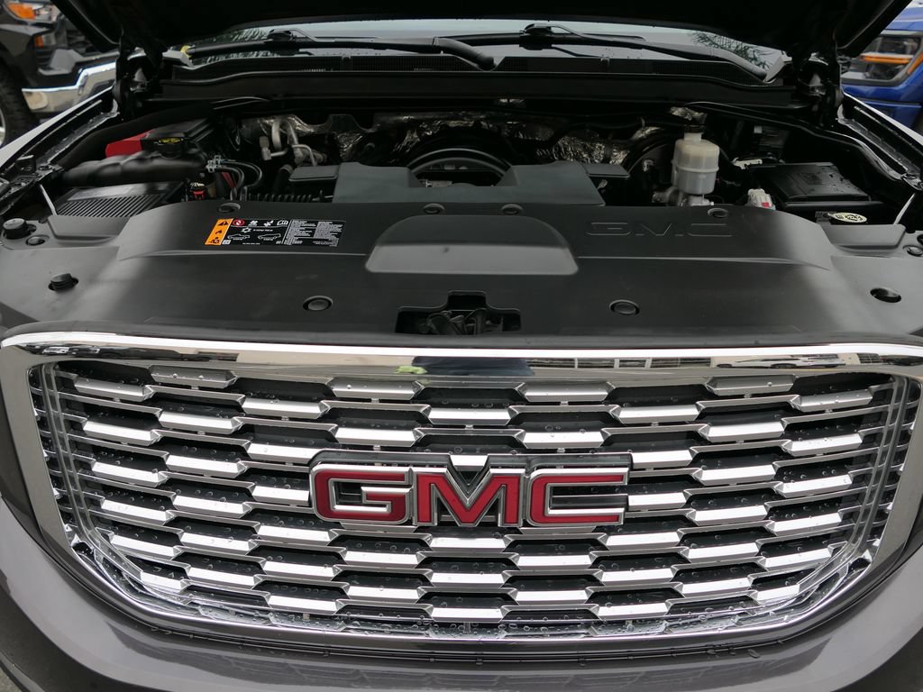 Used 2018 GMC Yukon Denali w/ Denali Ultimate Package AWD/4WD image 33