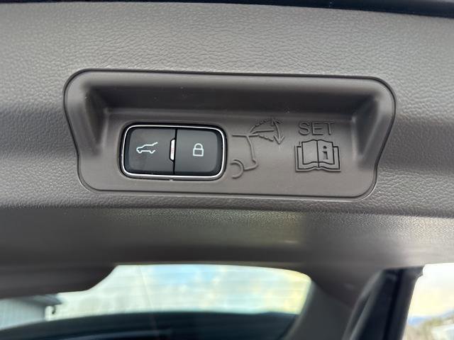 Certified 2023 Ford Explorer Platinum w/ Technology Package image 28