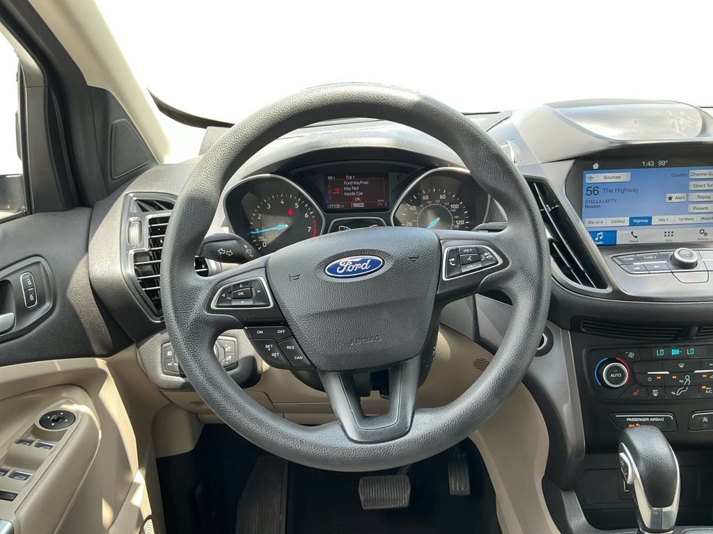 Certified 2019 Ford Escape SE FWD image 18