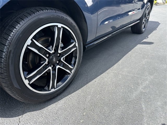 Certified 2019 Ford Expedition Limited w/ Equipment Group 303A image 14