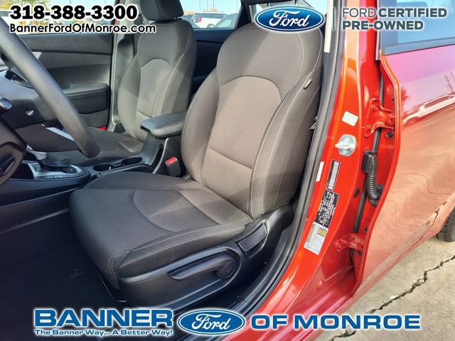 Used 2023 Kia Forte LXS w/ LXS Technology Package image 15