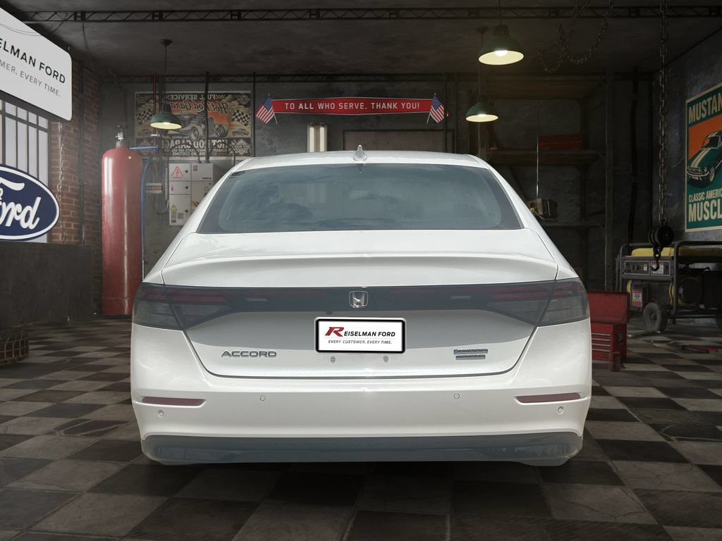 Used 2025 Honda Accord Touring image 5