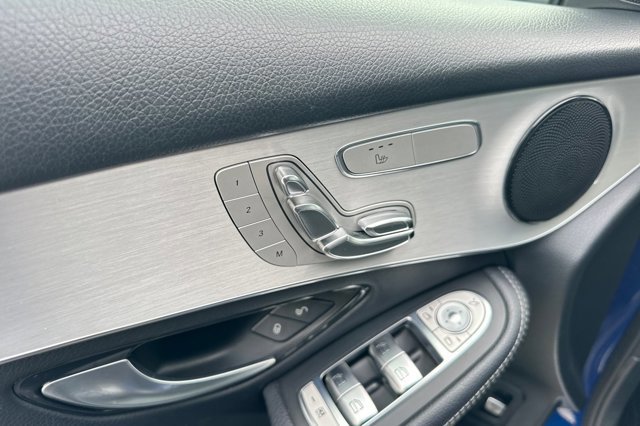 Used 2019 Mercedes-Benz GLC 300 image 12