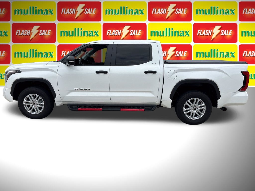 Used 2024 Toyota Tundra SR5 w/ SR5 Convenience Package AWD/4WD image 10