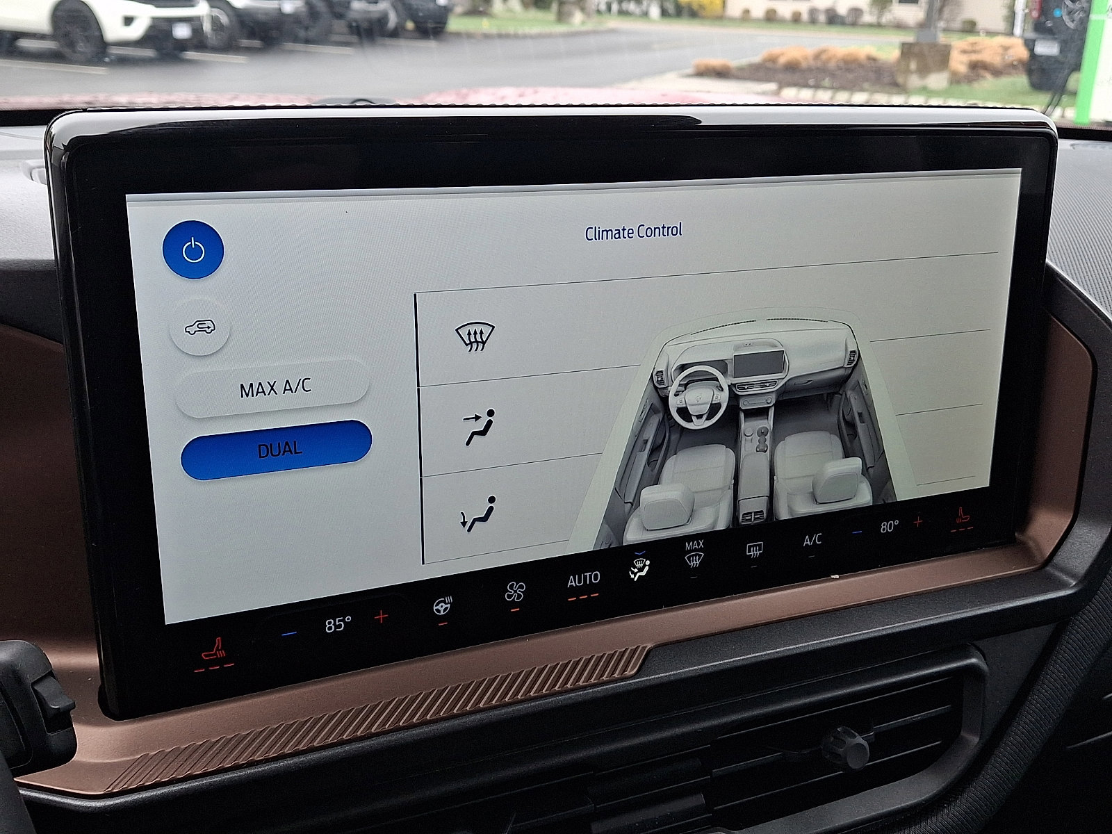 Certified 2025 Ford Bronco Sport Outer Banks w/ Outer Banks Tech Package+ AWD/4WD image 16