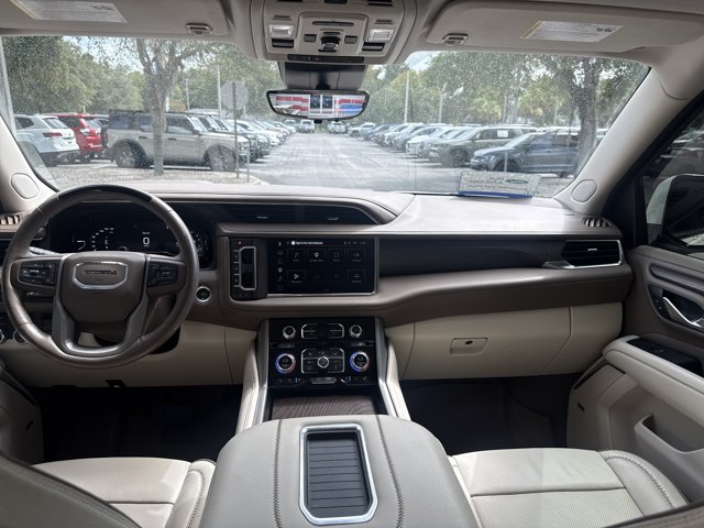 Used 2024 GMC Yukon XL Denali w/ Advanced Technology Package AWD/4WD image 22