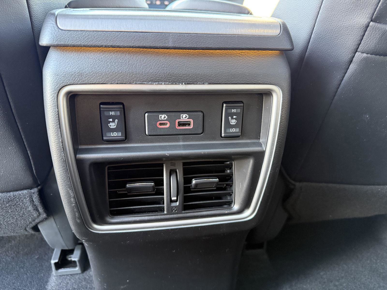 Used 2023 Nissan Murano SL image 14