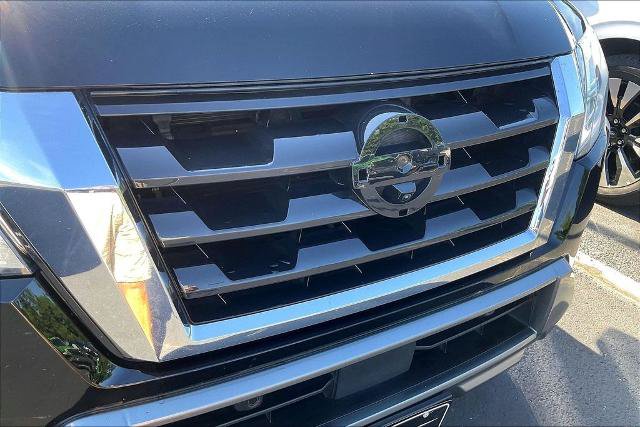Used 2021 Nissan Armada SL w/ Captain's Chairs Package RWD image 31