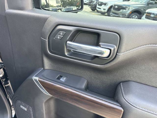 Used 2021 GMC Sierra 1500 SLT AWD/4WD image 15
