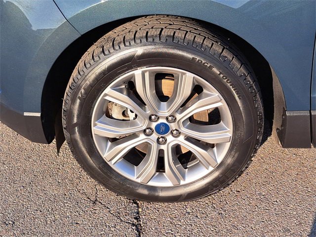 Certified 2019 Ford Edge Titanium image 9