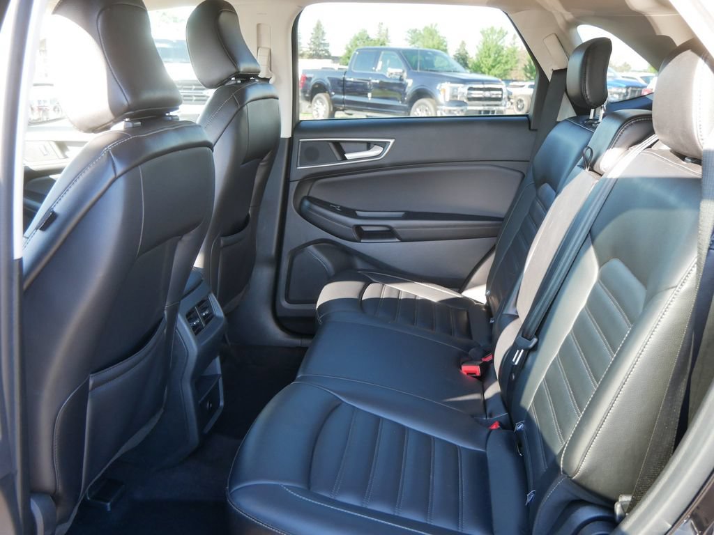Certified 2024 Ford Edge SEL AWD/4WD image 16