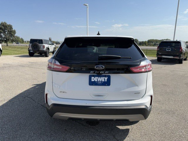 Certified 2024 Ford Edge SEL AWD/4WD image 7