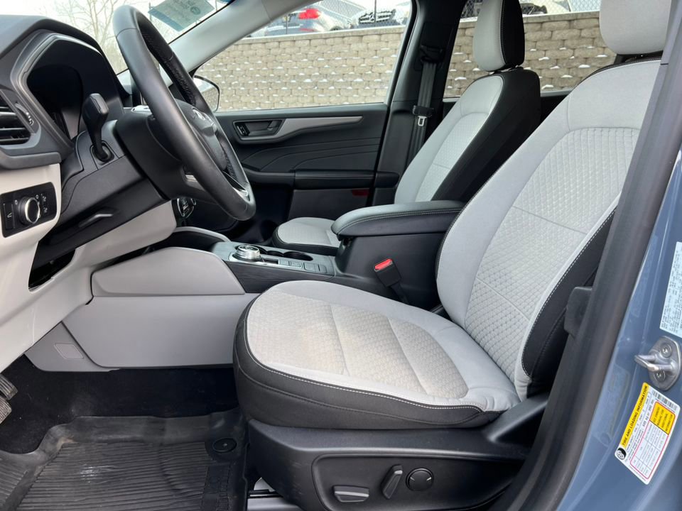 Certified 2023 Ford Escape Active image 9