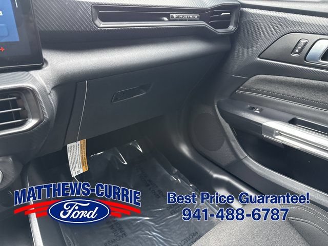 Certified 2026 Ford Mustang Coupe RWD image 21