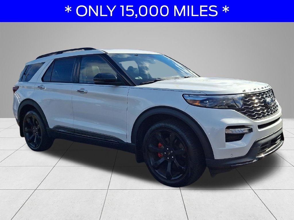 Certified 2024 Ford Explorer ST w/ Equipment Group 401A AWD/4WD image 3