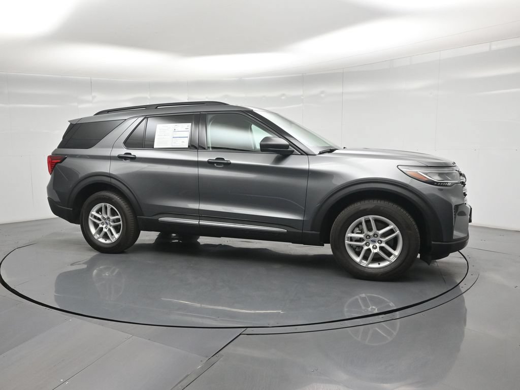 Certified 2025 Ford Explorer Active AWD/4WD image 24