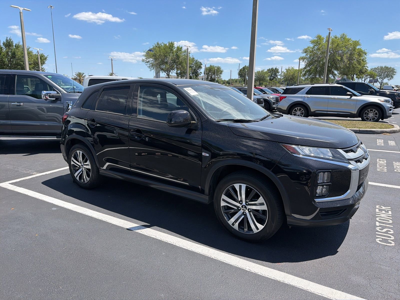 Used 2025 Mitsubishi Outlander Sport ES AWD/4WD image 1