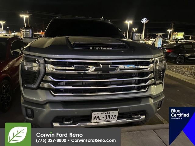Used 2024 Chevrolet Silverado 3500 High Country w/ High Country Premium Package image 2