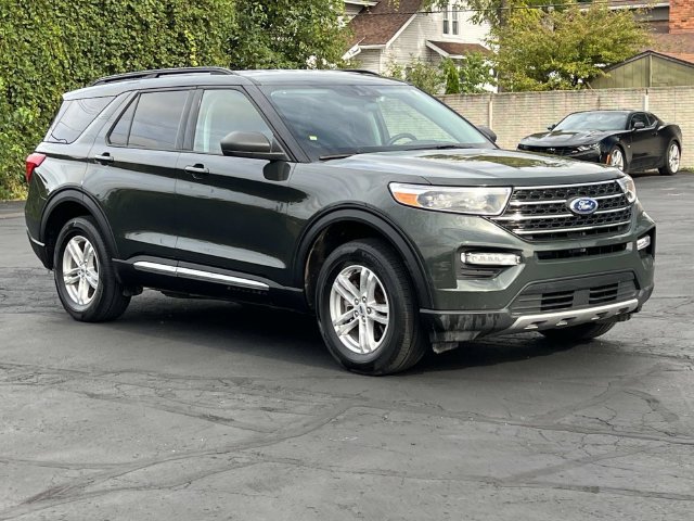 Certified 2023 Ford Explorer XLT w/ Equipment Group 202A AWD/4WD image 7